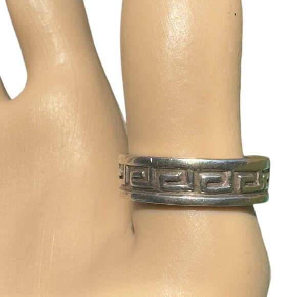 Mexican Silver Jewelry - Vintage Sterling Silver Greek Key Pattern Ring Stamped 925 Size 8
